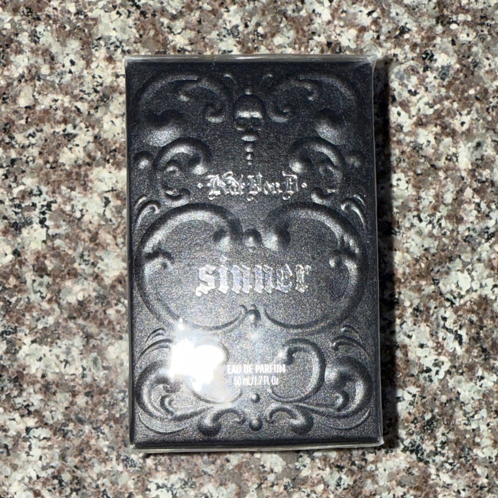 Kat Von D Sinner Perfume in Elegant Black